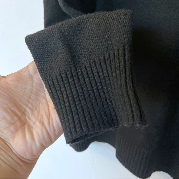 Black Size Large Graphic Beaded Sweater - Picture 7 of 7